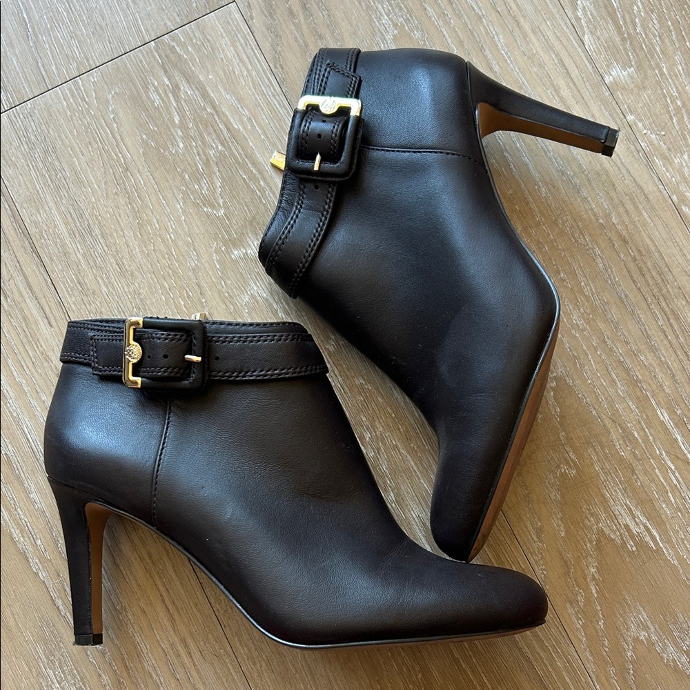Elegant Brown Leather Ankle Boots